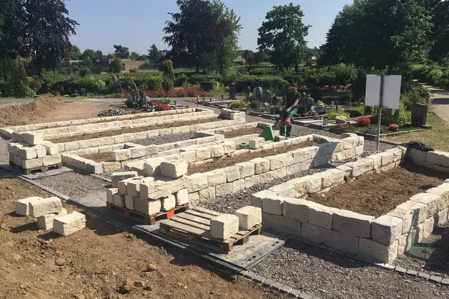 Entstehung des Bestattungsgartens Pulheim – Bauphase, Aufnahme 14 von 32
