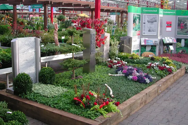 Ausstellung 2012 im Dinger Gartencenter in Köln – Ansicht 1 von 4