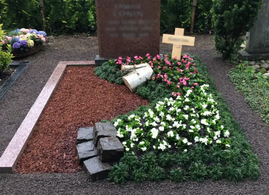 Erstaufmachung nach der Beisetzung
